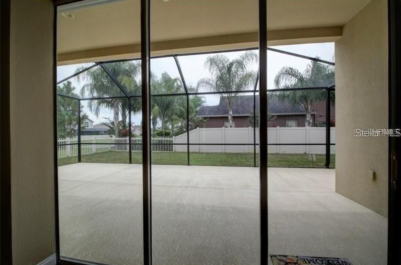 出租: $3,400 (5 贝兹, 3 浴室, 2998 平方英尺)