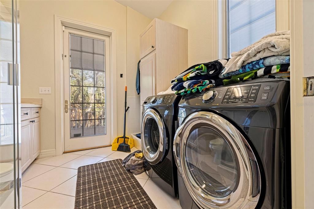 待售: $3,750,000 (4 贝兹, 4 浴室, 3791 平方英尺)