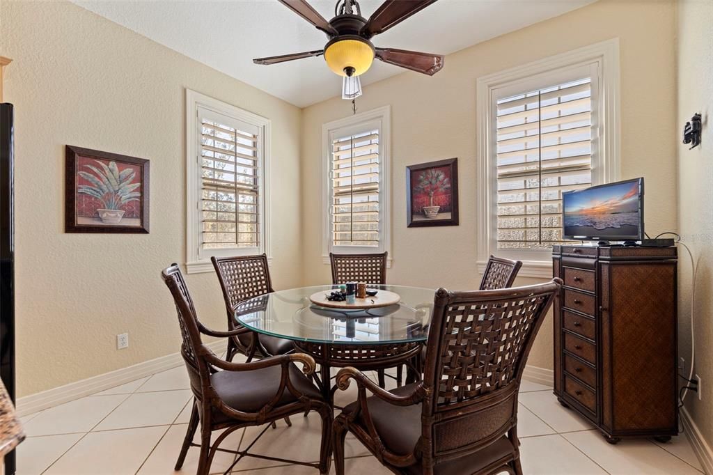 待售: $3,750,000 (4 贝兹, 4 浴室, 3791 平方英尺)