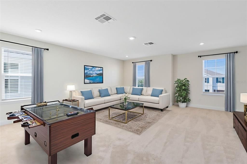 На продажу: $639,900 (5 спален, 3 ванн, 3211 Квадратных фут)