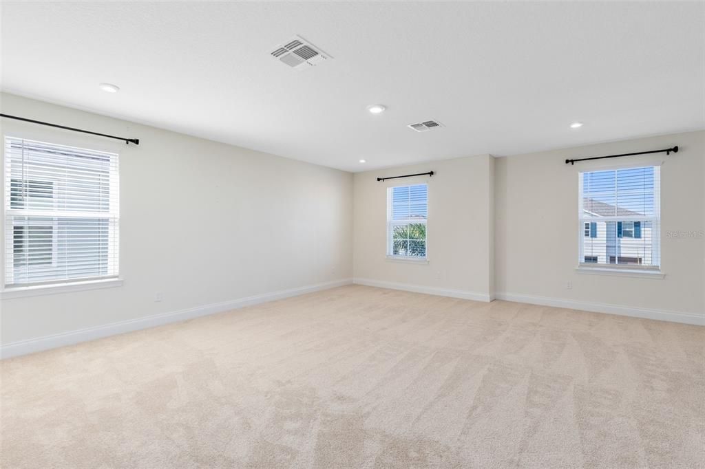 На продажу: $639,900 (5 спален, 3 ванн, 3211 Квадратных фут)