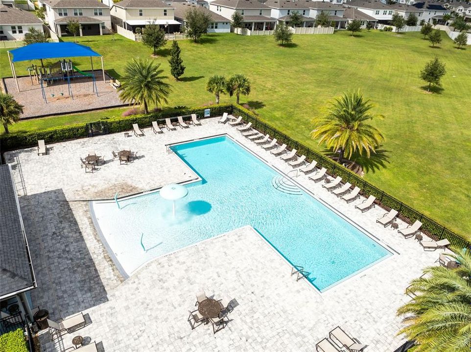 На продажу: $639,900 (5 спален, 3 ванн, 3211 Квадратных фут)