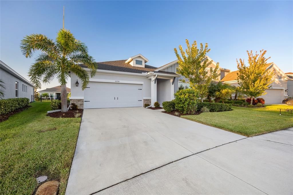 En Venta: $600,000 (4 camas, 3 baños, 2417 Pies cuadrados)