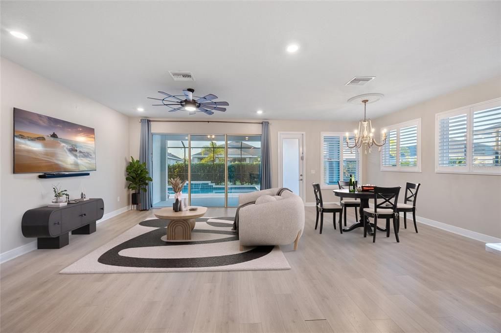 En Venta: $600,000 (4 camas, 3 baños, 2417 Pies cuadrados)