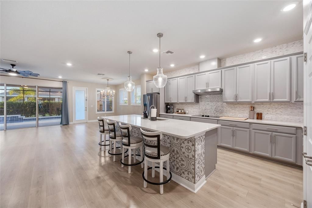 En Venta: $600,000 (4 camas, 3 baños, 2417 Pies cuadrados)