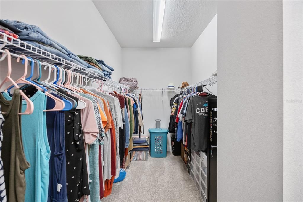 En Venta: $600,000 (4 camas, 3 baños, 2417 Pies cuadrados)