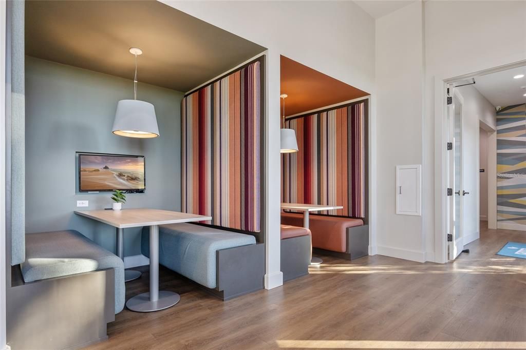 En Venta: $600,000 (4 camas, 3 baños, 2417 Pies cuadrados)