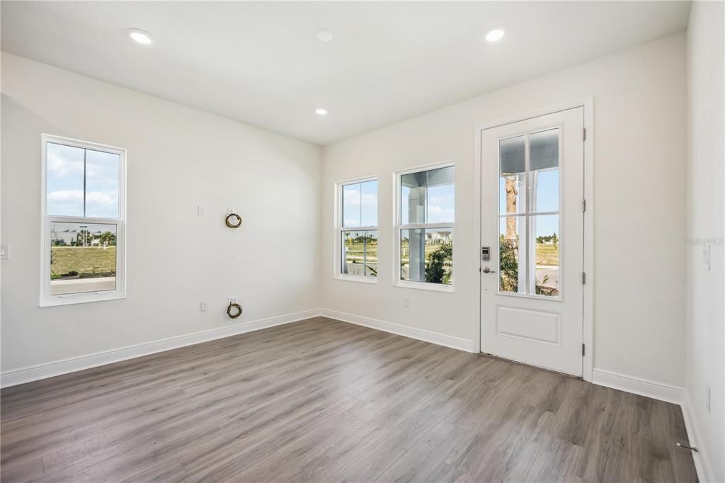 出租: $2,999 (3 贝兹, 2 浴室, 1696 平方英尺)