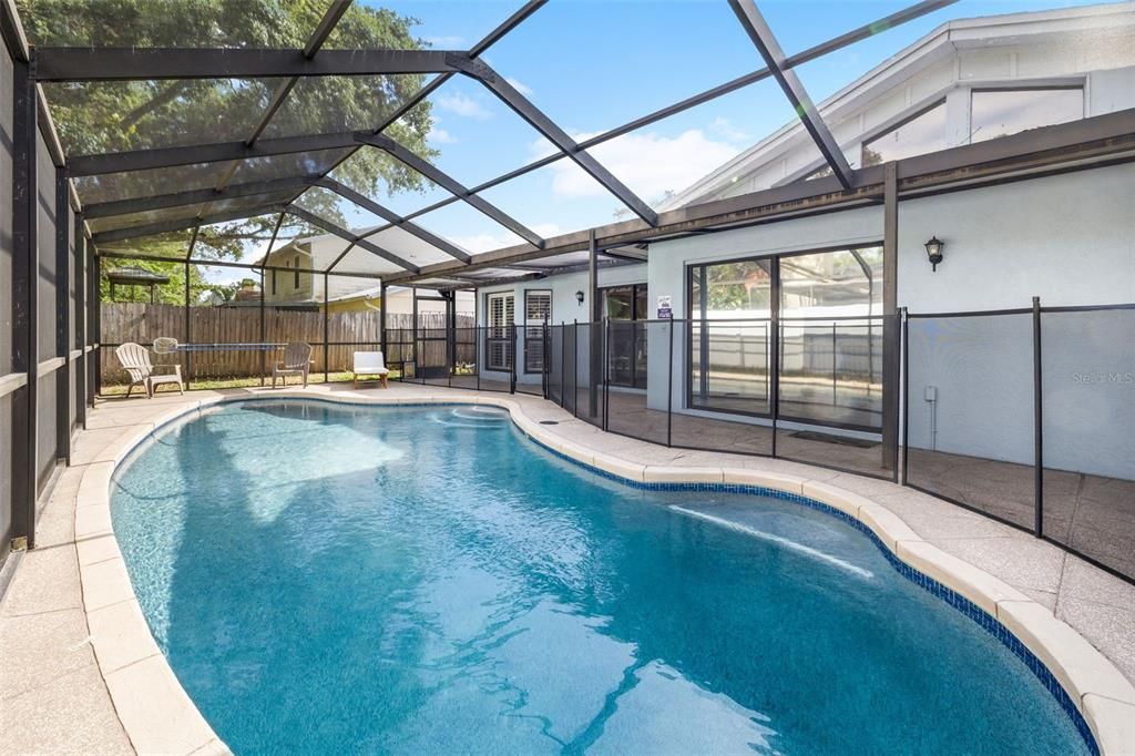 待售: $515,000 (4 贝兹, 2 浴室, 2146 平方英尺)