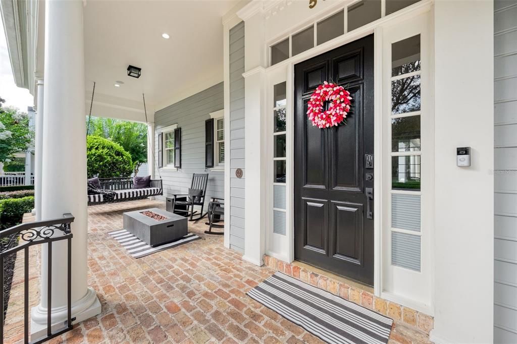 For Sale: $2,500,000 (6 beds, 5 baths, 5865 Square Feet)