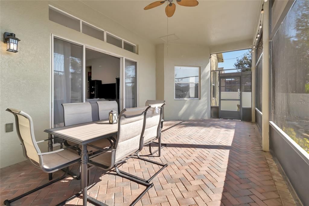 For Sale: $525,000 (4 beds, 3 baths, 2508 Square Feet)