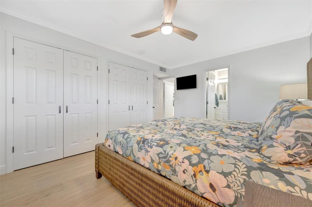 На продажу: $475,000 (2 спален, 2 ванн, 1008 Квадратных фут)