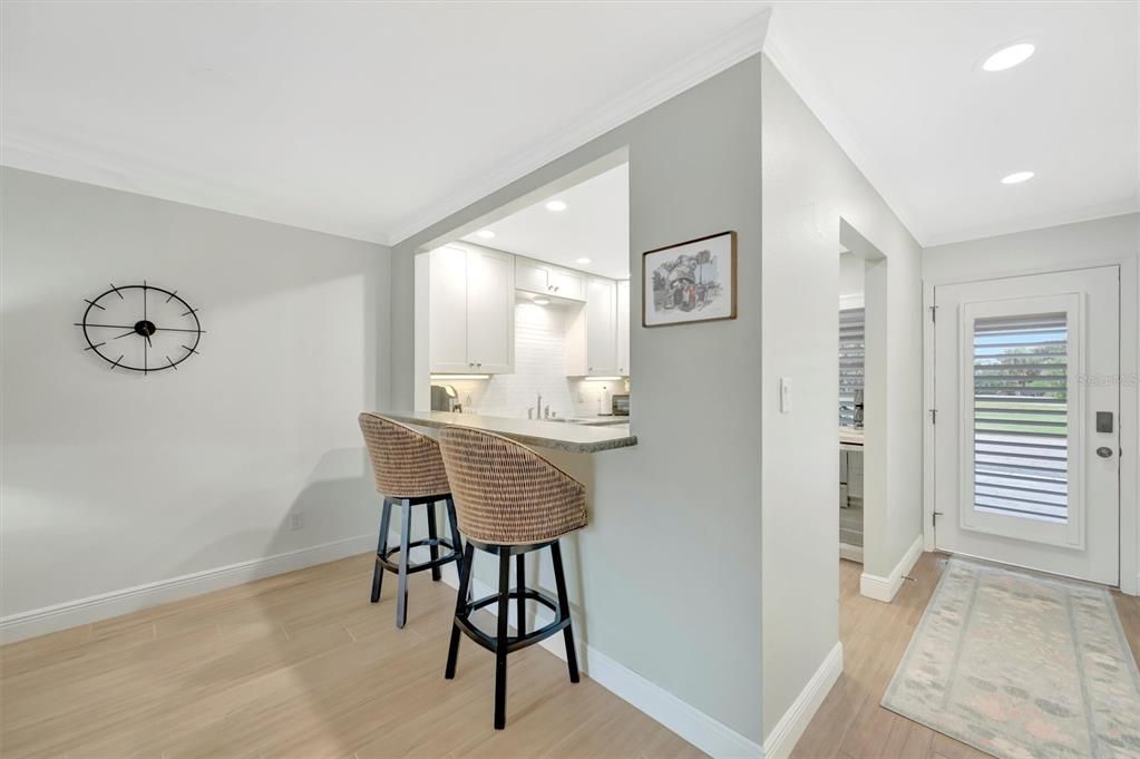 На продажу: $475,000 (2 спален, 2 ванн, 1008 Квадратных фут)