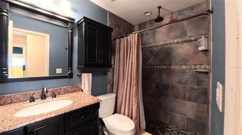 Active With Contract: $325,000 (2 beds, 2 baths, 1813 Square Feet)