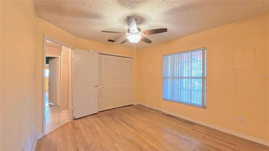 Active With Contract: $325,000 (2 beds, 2 baths, 1813 Square Feet)