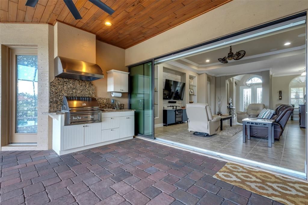 For Sale: $975,000 (3 beds, 3 baths, 3182 Square Feet)