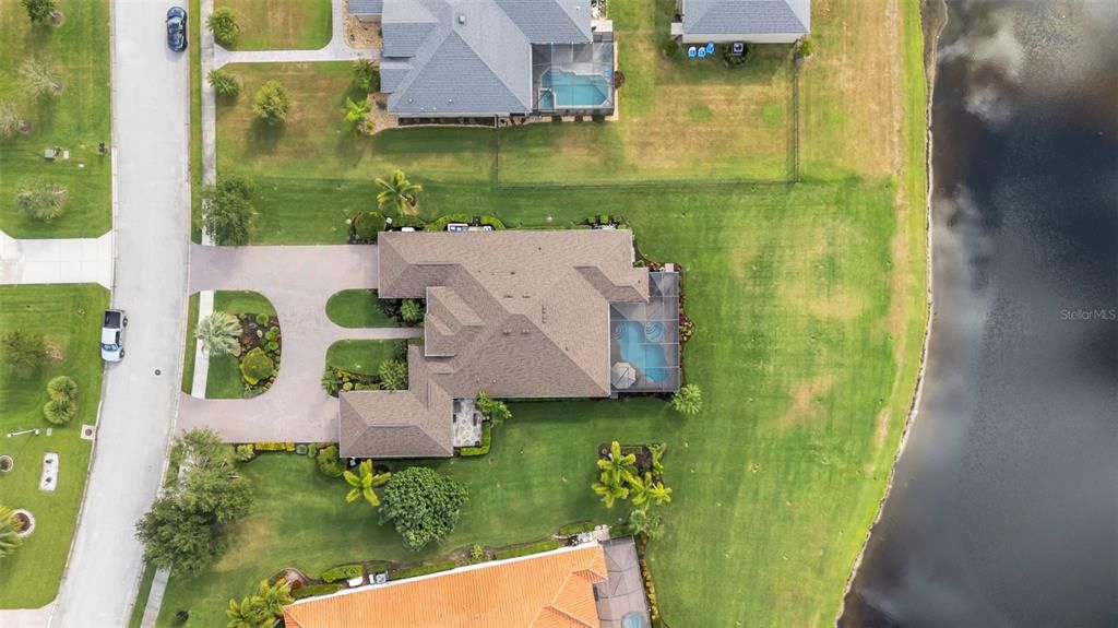 For Sale: $975,000 (3 beds, 3 baths, 3182 Square Feet)