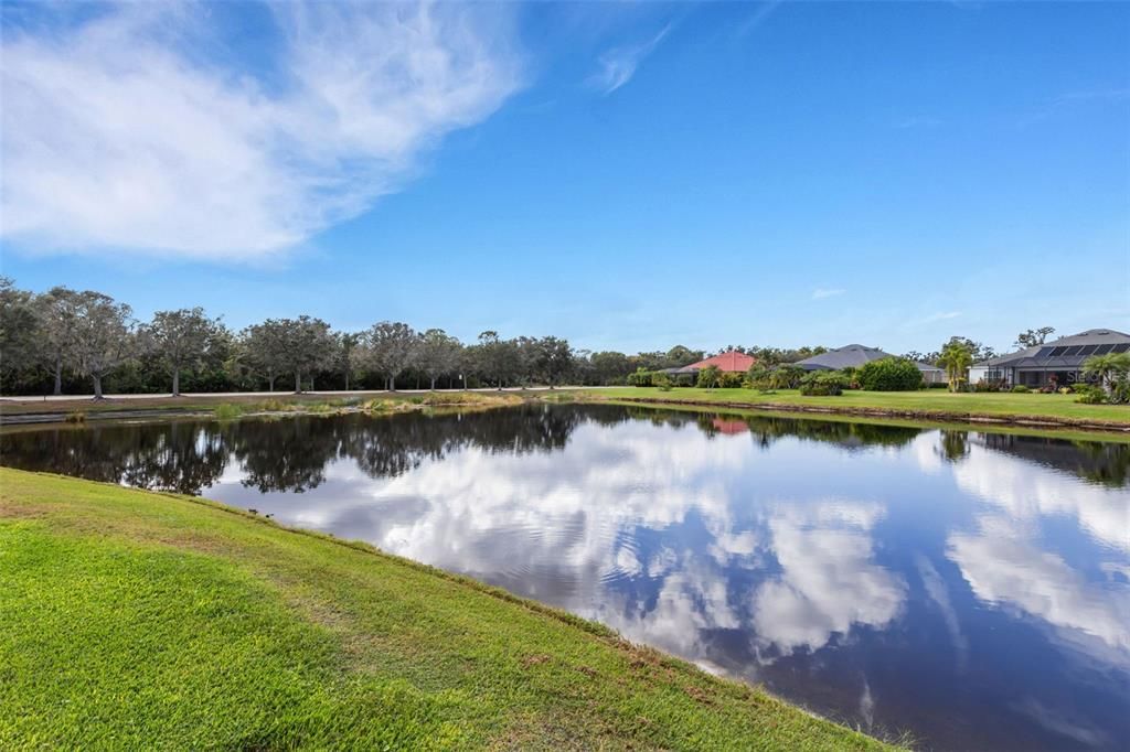 For Sale: $975,000 (3 beds, 3 baths, 3182 Square Feet)