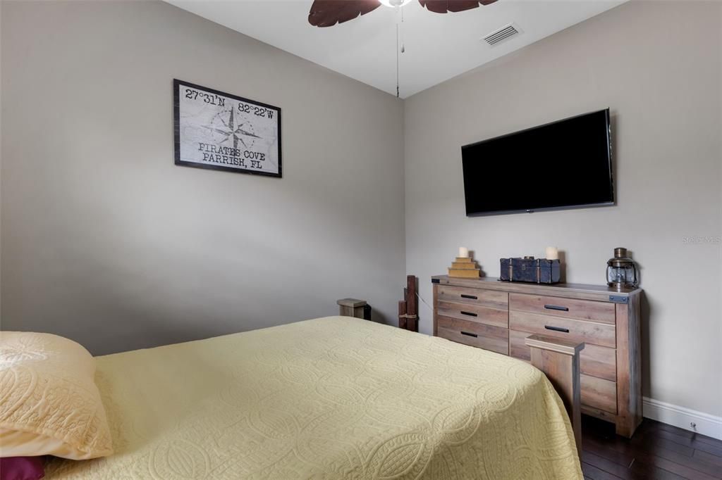 For Sale: $975,000 (3 beds, 3 baths, 3182 Square Feet)