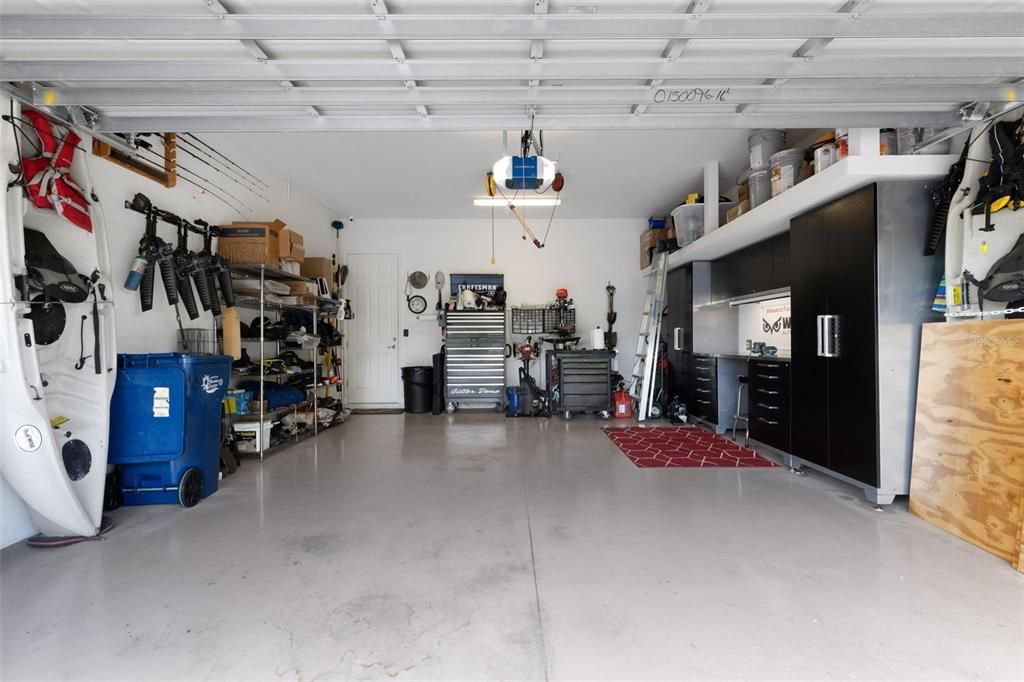 For Sale: $975,000 (3 beds, 3 baths, 3182 Square Feet)