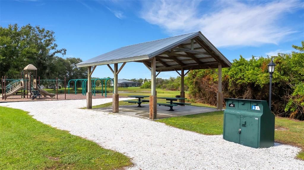 For Sale: $975,000 (3 beds, 3 baths, 3182 Square Feet)