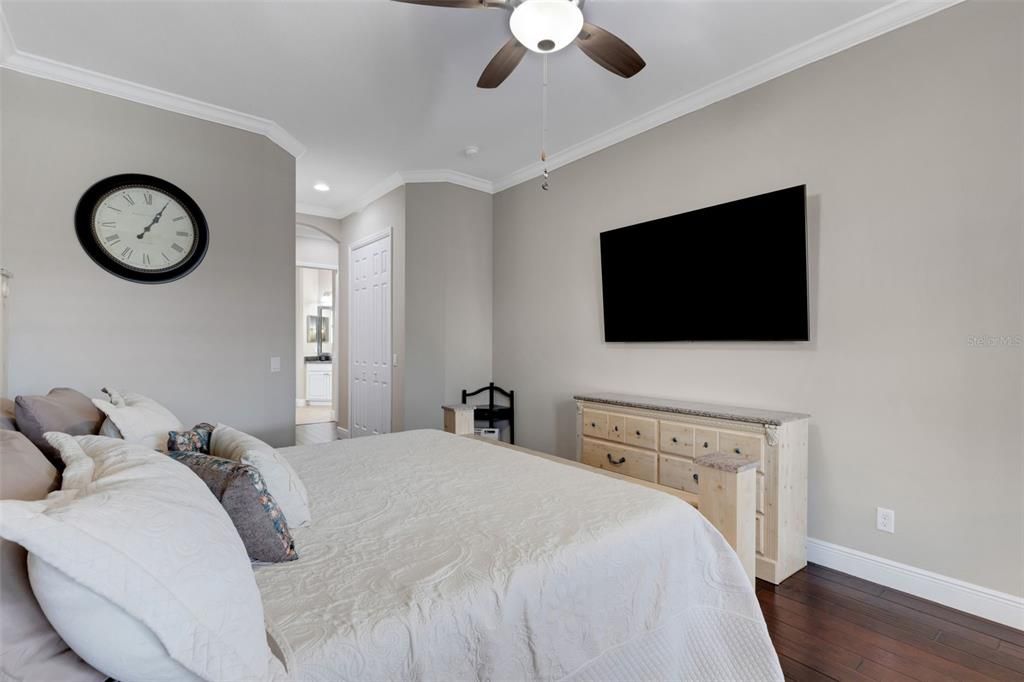 For Sale: $975,000 (3 beds, 3 baths, 3182 Square Feet)