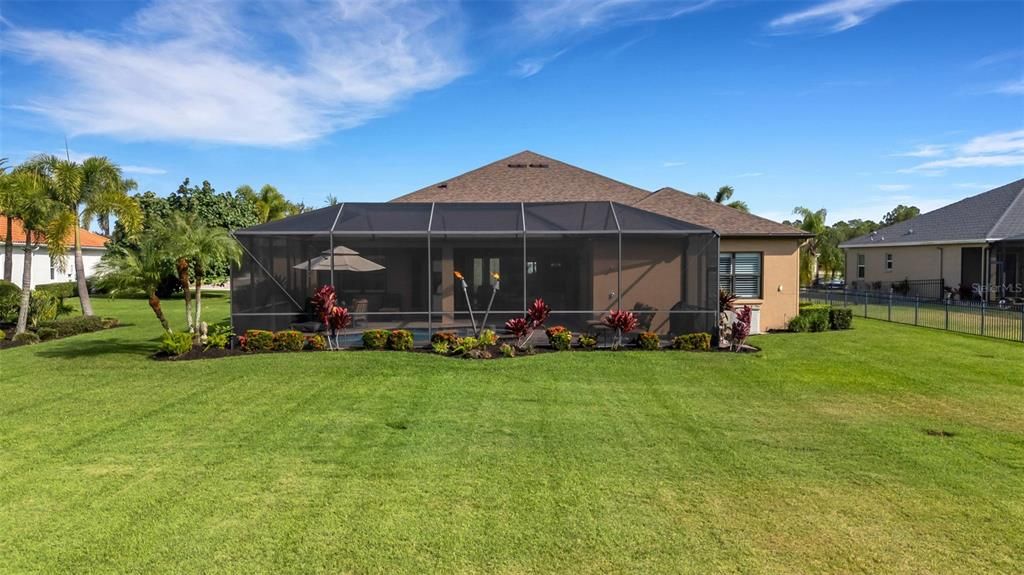 For Sale: $975,000 (3 beds, 3 baths, 3182 Square Feet)