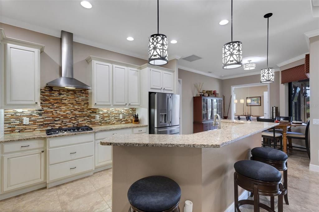 For Sale: $975,000 (3 beds, 3 baths, 3182 Square Feet)