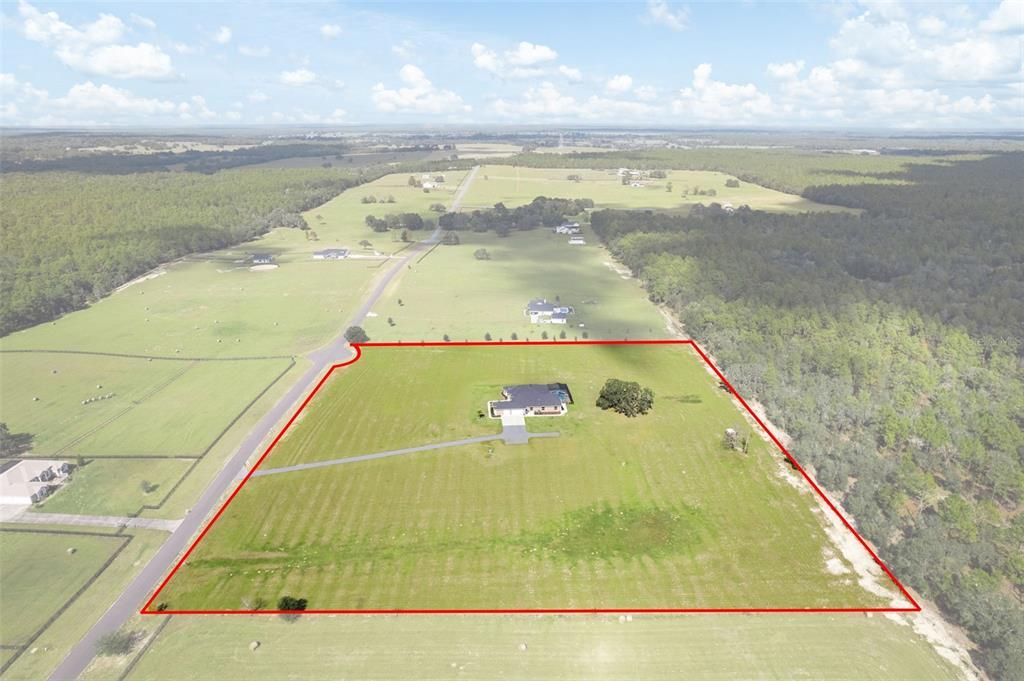 待售: $1,250,000 (4 贝兹, 3 浴室, 3589 平方英尺)