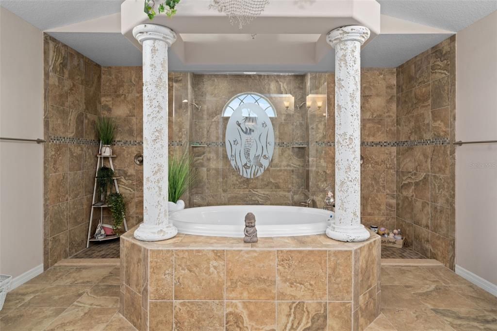 待售: $1,250,000 (4 贝兹, 3 浴室, 3589 平方英尺)