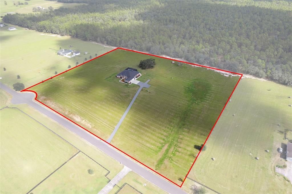 待售: $1,250,000 (4 贝兹, 3 浴室, 3589 平方英尺)