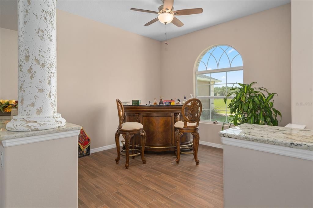 待售: $1,250,000 (4 贝兹, 3 浴室, 3589 平方英尺)