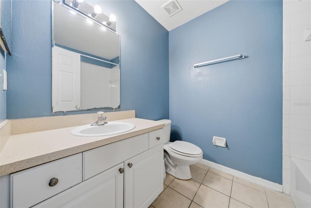 待售: $294,000 (3 贝兹, 2 浴室, 1188 平方英尺)