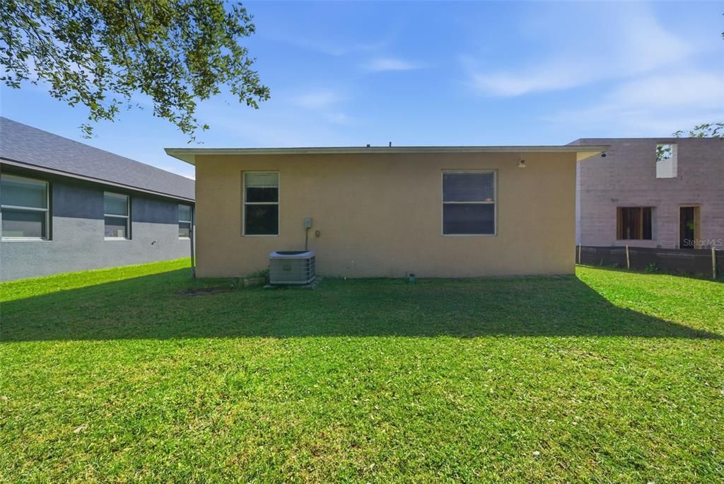 待售: $294,000 (3 贝兹, 2 浴室, 1188 平方英尺)