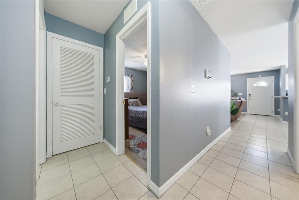 待售: $294,000 (3 贝兹, 2 浴室, 1188 平方英尺)