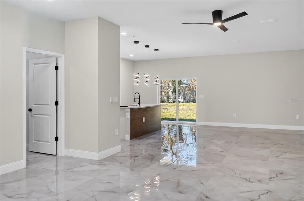 Active With Contract: $337,990 (4 beds, 3 baths, 1835 Square Feet)