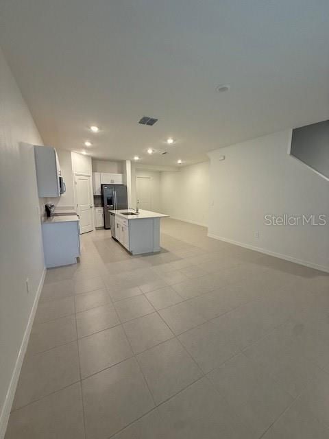 For Rent: $2,100 (3 beds, 2 baths, 1597 Square Feet)