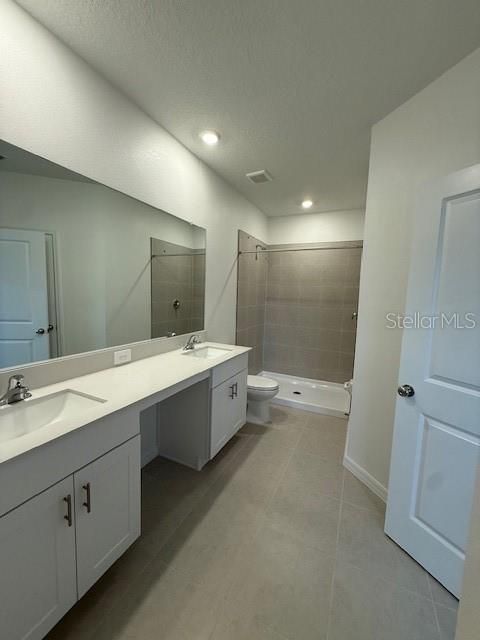 For Rent: $2,100 (3 beds, 2 baths, 1597 Square Feet)