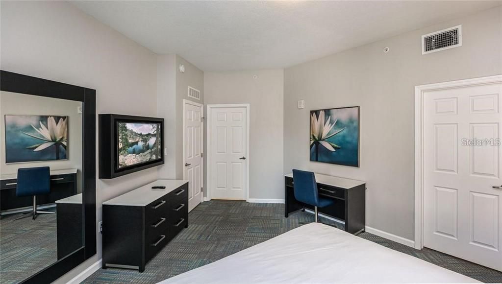 En Venta: $213,900 (2 camas, 2 baños, 1265 Pies cuadrados)