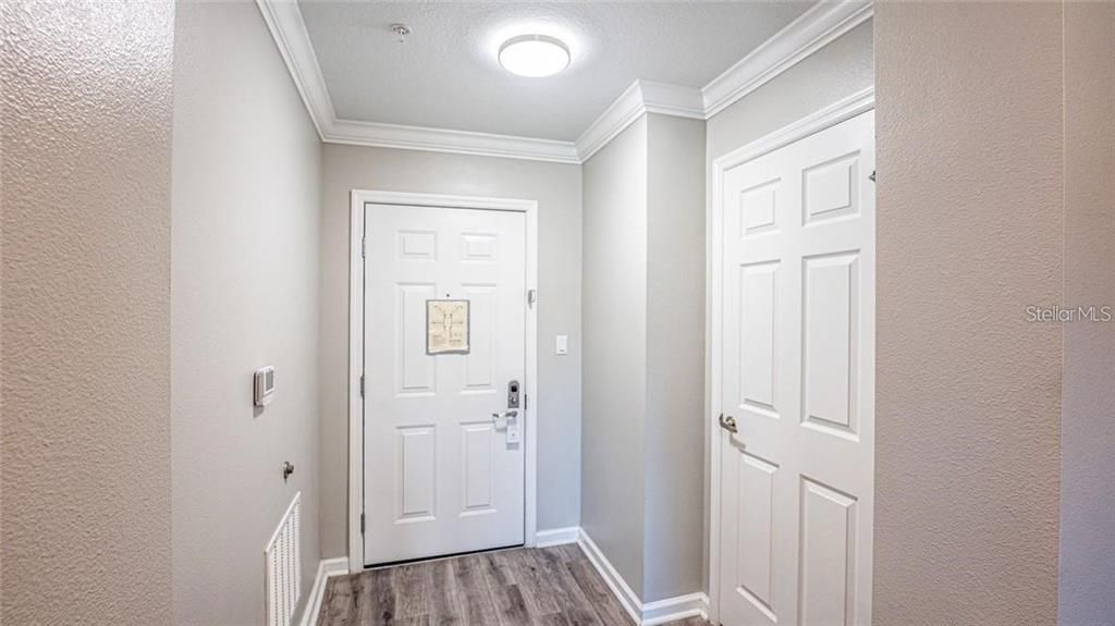 En Venta: $213,900 (2 camas, 2 baños, 1265 Pies cuadrados)