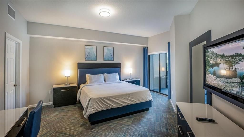 En Venta: $213,900 (2 camas, 2 baños, 1265 Pies cuadrados)