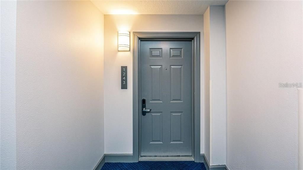 En Venta: $213,900 (2 camas, 2 baños, 1265 Pies cuadrados)