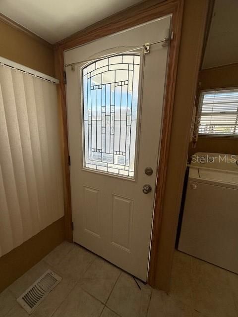 Active With Contract: $119,900 (1 beds, 1 baths, 782 Square Feet)