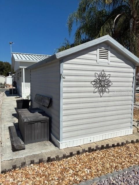 Active With Contract: $119,900 (1 beds, 1 baths, 782 Square Feet)