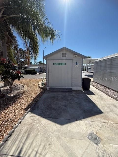 Active With Contract: $119,900 (1 beds, 1 baths, 782 Square Feet)