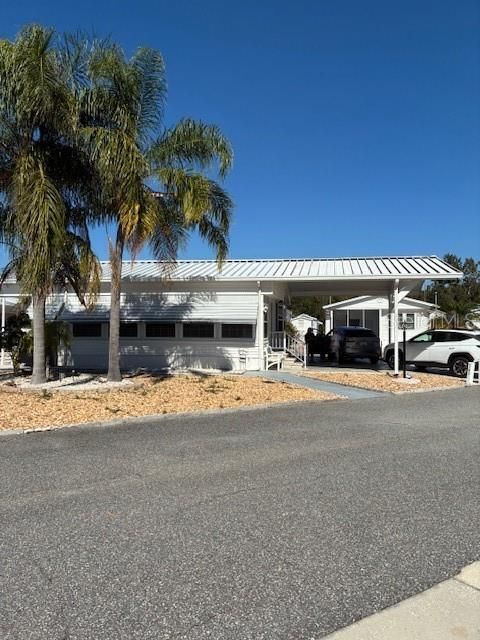 Active With Contract: $119,900 (1 beds, 1 baths, 782 Square Feet)