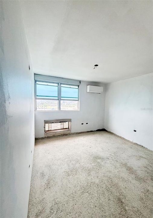 For Sale: $1,200,000 (3 beds, 2 baths, 1796 Square Feet)