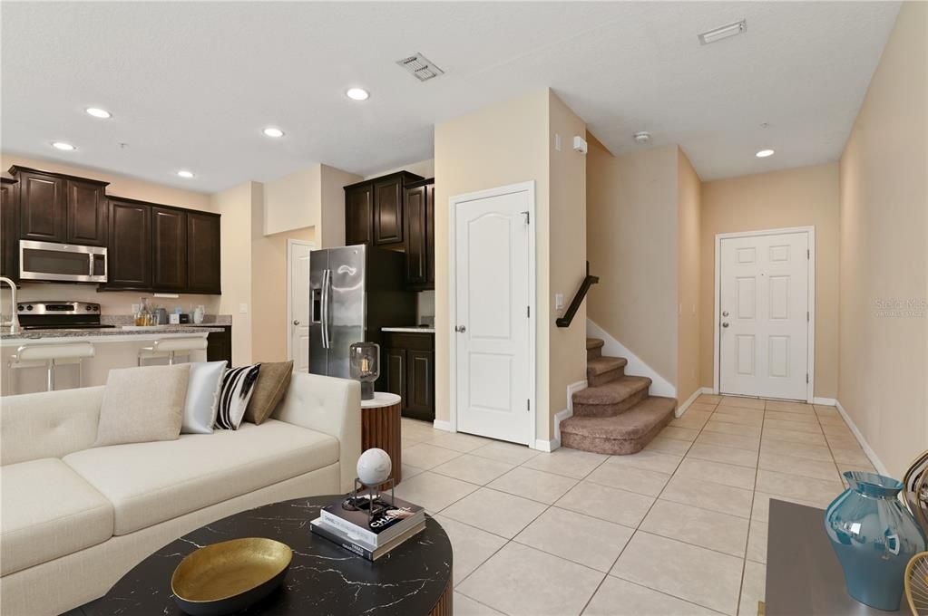 En Venta: $299,000 (3 camas, 2 baños, 2032 Pies cuadrados)