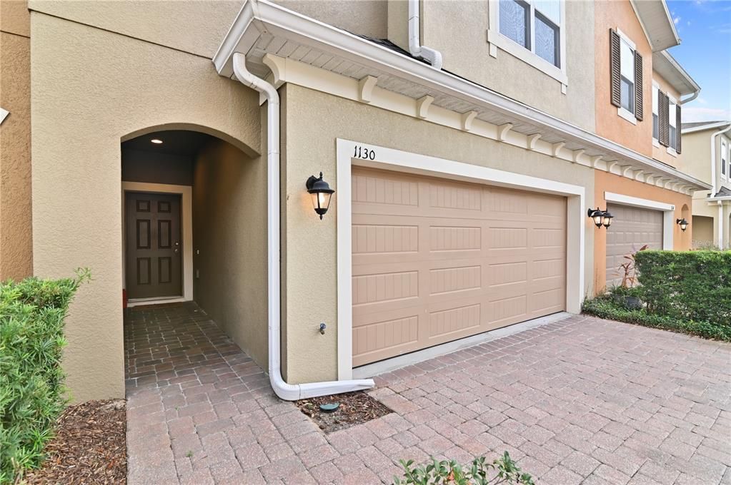 En Venta: $299,000 (3 camas, 2 baños, 2032 Pies cuadrados)