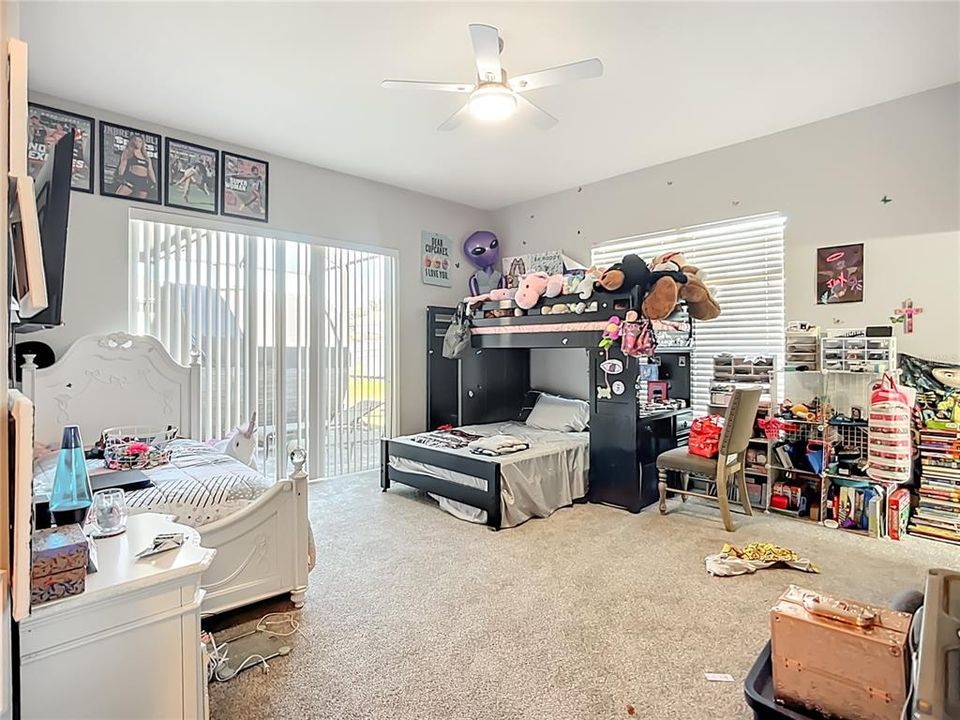 For Sale: $559,000 (5 beds, 3 baths, 3090 Square Feet)